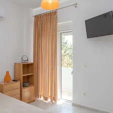 Zenmar Apartment